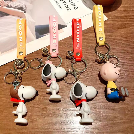 Miniso Cartoon Snoopy Keychain Charlie Doll Pendant Car Small Pendant Girl Small Gift Christmas Couple Student Backpack Pendant